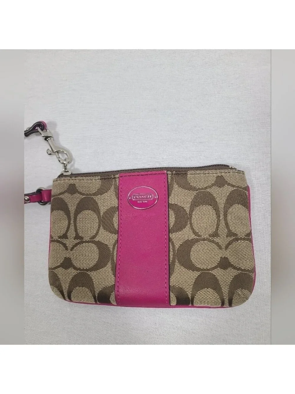 Coach Wristlet- authentic